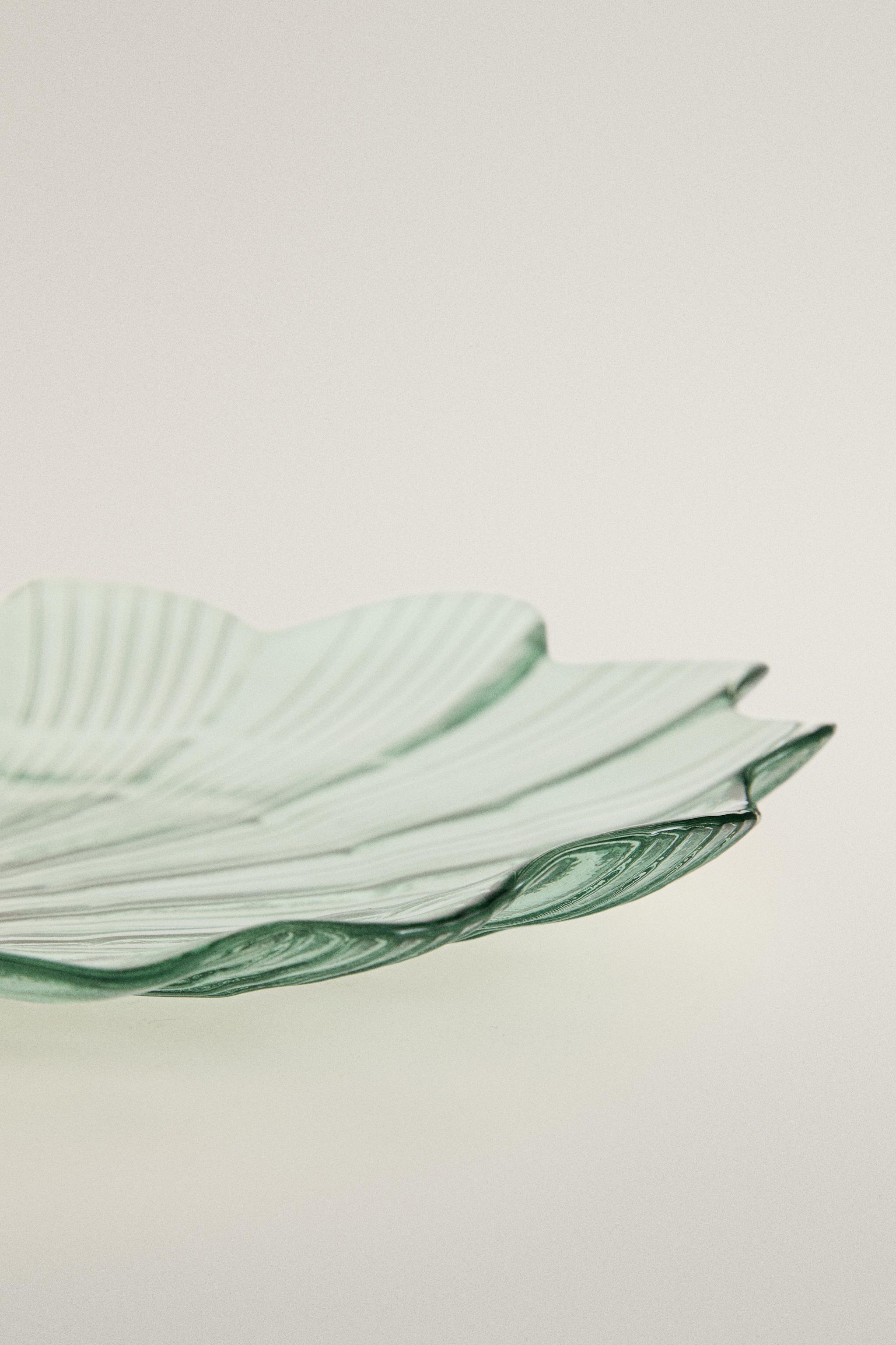 PLAT EN VERRE COQUILLAGE ONDULÉ